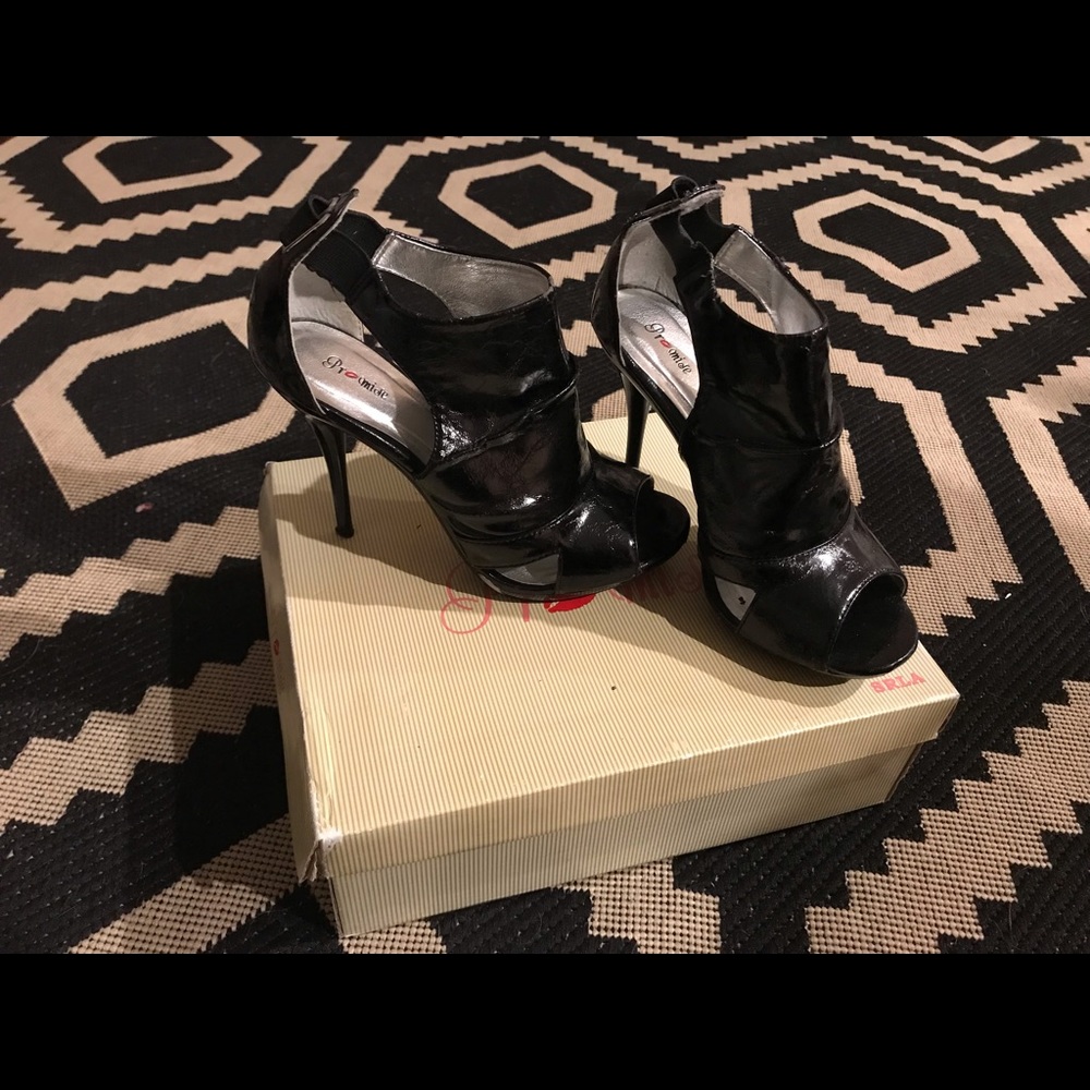 Black heels